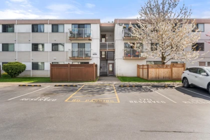 Basement Recreation Room Photo of 306 7240 Lindsay Road, Richmond, BC