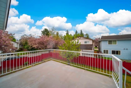 Hot Tub / Spa Photo of 14932 98a Avenue, Surrey, BC