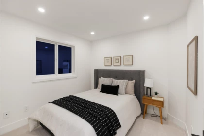 Powder Room Photo of 102 1820 165a Street, Surrey, BC