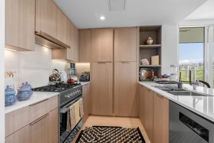 Kitchen Island Photo of 1307 1471 Hunter Street, North Vancouver, BC