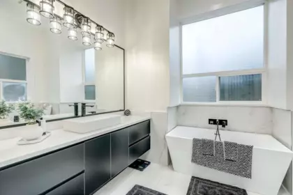 Laundry Room Photo of 5733 W Kettle Crescent, Surrey, BC