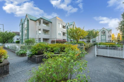Loft / Bonus Room Photo of 313 10128 132 Street, Surrey, BC