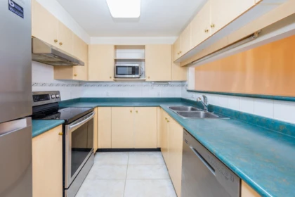 Primary Bathroom Photo of 313 10128 132 Street, Surrey, BC