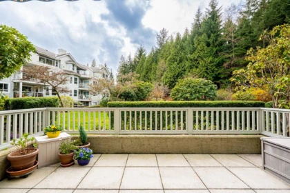 Front Yard Photo of 107 1283 Parkgate Avenue, North Vancouver, BC