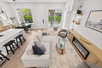Mudroom Photo of 8578 Cartier Street, Vancouver, BC