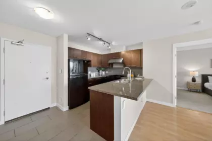 802 9171 Ferndale Road, Richmond, BC, Richmond — Apartment/Condo for sale