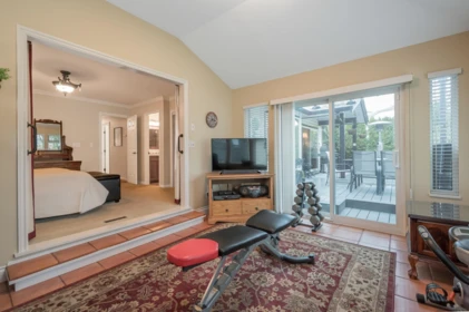 Entry Foyer Photo of 15496 93rd Avenue, Surrey, BC