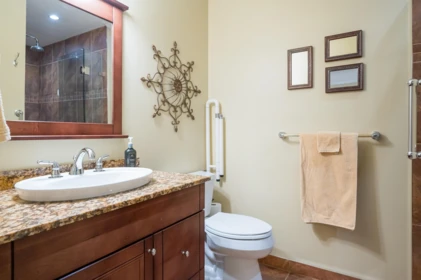 Hallway Photo of 15496 93rd Avenue, Surrey, BC