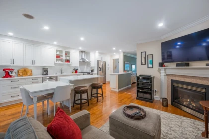 Office / Den Photo of 15496 93rd Avenue, Surrey, BC