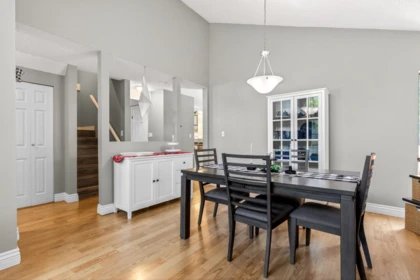Breakfast Nook Photo of 1181 Esperanza Drive, Coquitlam, BC