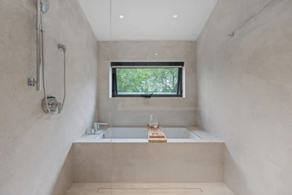 Laundry Room Photo of 1 2926 W 12th Avenue, Vancouver, BC