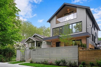 Outdoor Patio Photo of 1 2926 W 12th Avenue, Vancouver, BC