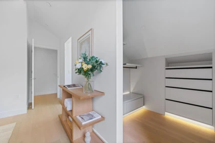 Powder Room Photo of 1 2926 W 12th Avenue, Vancouver, BC