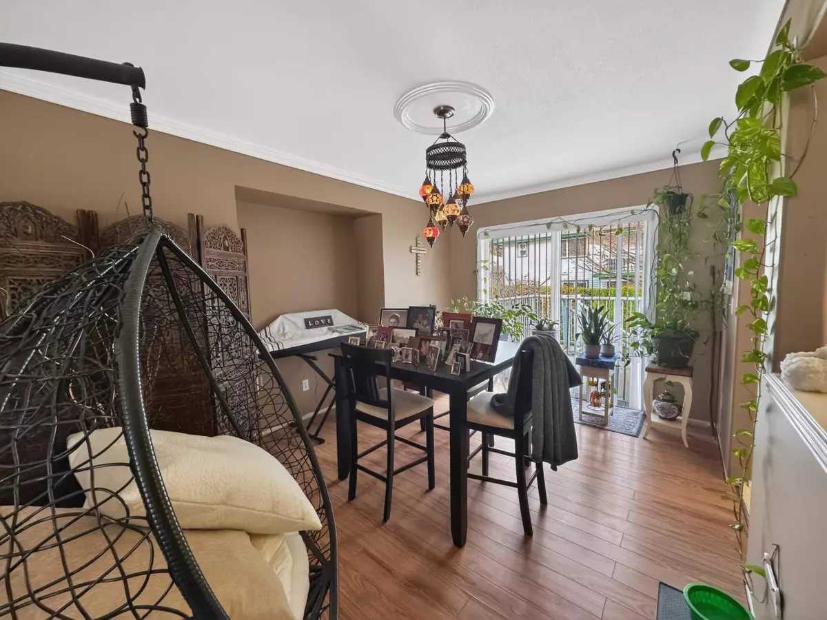 Family Room Photo of 70 34250 Hazelwood Avenue, Abbotsford, BC