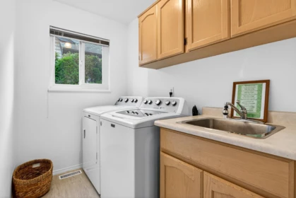 Loft / Bonus Room Photo of 16296 87 Avenue, Surrey, BC