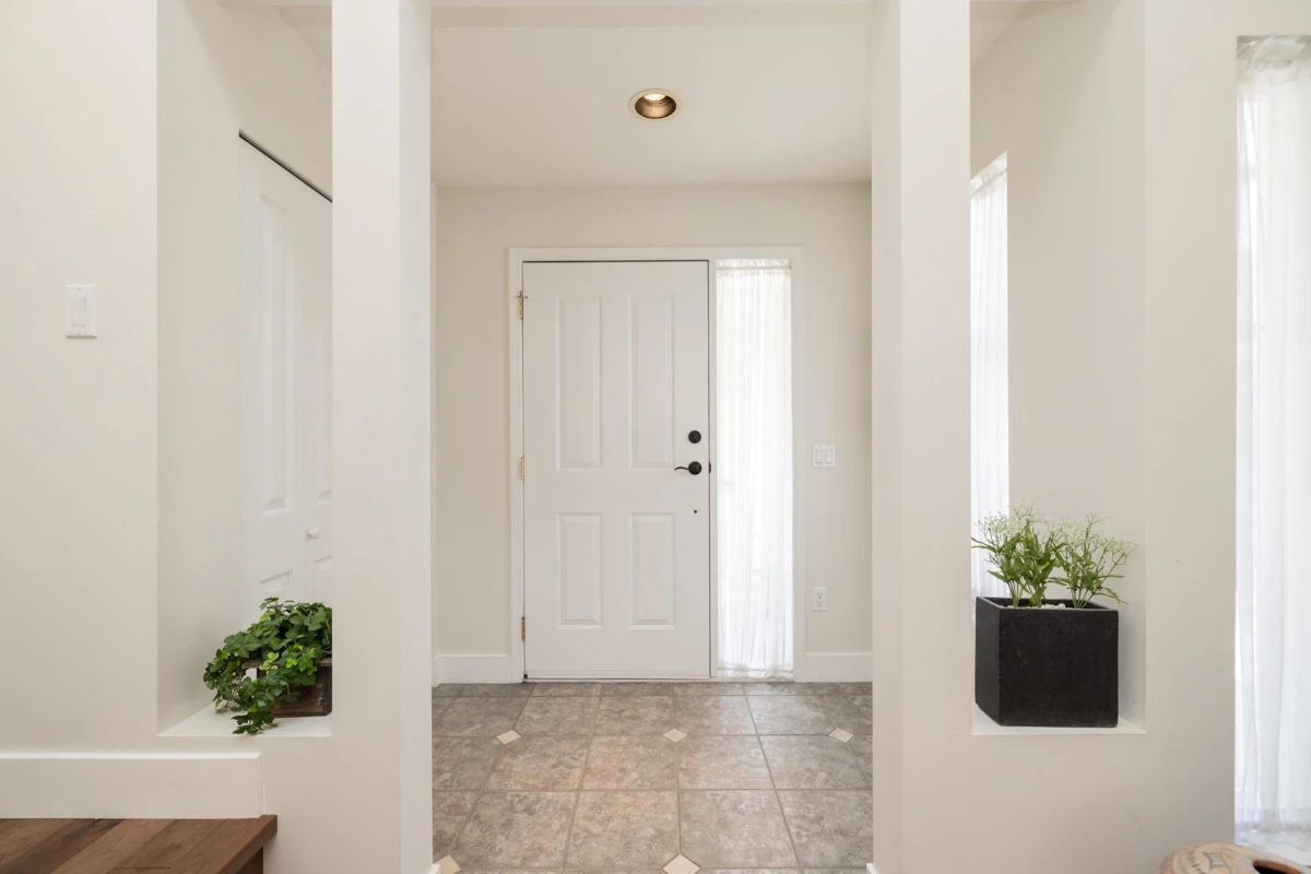 Family Room Photo of 55 14877 33 Avenue, Surrey, BC