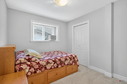 Entry Foyer Photo of 6418 137a Street, Surrey, BC