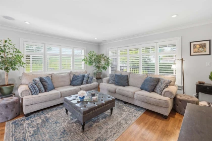 4802 Venables Street, Burnaby, BC, Burnaby — Single Family Residence for sale
