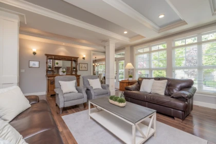 Kitchen Island Photo of 21271 43 Avenue, Langley, BC