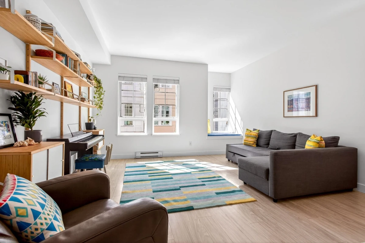 Family Room Photo of 2137 Spring Street, Port Moody, BC