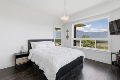 Entry Foyer Photo of 60 43685 Chilliwack Mountain Road, Chilliwack, BC