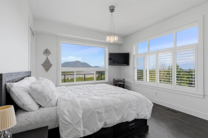 Mudroom Photo of 60 43685 Chilliwack Mountain Road, Chilliwack, BC