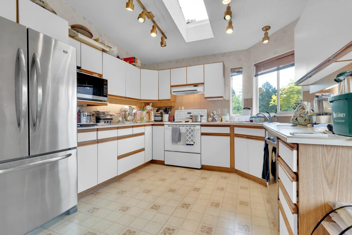 Dining Area Photo of 1127 161a Street, Surrey, BC