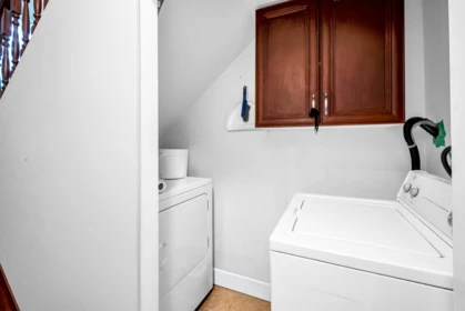 Entry Foyer Photo of 6268 129 Street, Surrey, BC