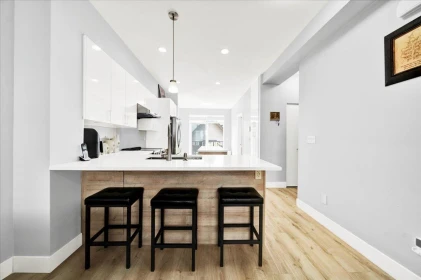 Kitchen Photo of 86 14555 68 Avenue, Surrey, BC