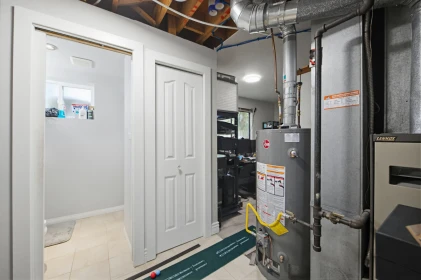 Garage Interior Photo of 18298 63a Avenue, Surrey, BC