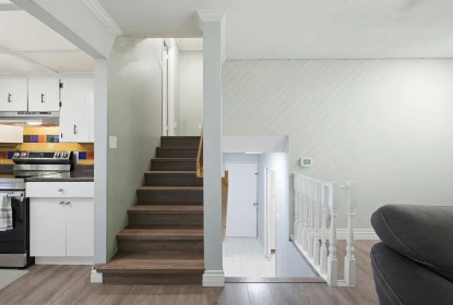 Hallway Photo of 18298 63a Avenue, Surrey, BC