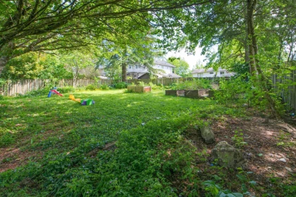 Hot Tub / Spa Photo of 18298 63a Avenue, Surrey, BC