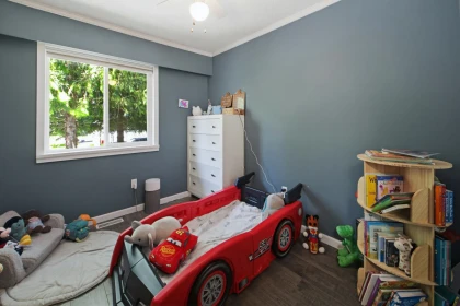 Office / Den Photo of 18298 63a Avenue, Surrey, BC