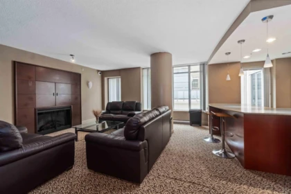 Entry Foyer Photo of 1311 610 Granville Street, Vancouver, BC