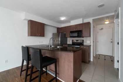 Kitchen Photo of 1311 610 Granville Street, Vancouver, BC