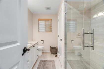 Entry Foyer Photo of 5078 199a Street, Langley, BC