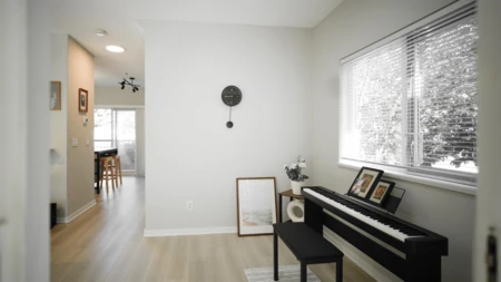 Breakfast Nook Photo of 1 8433 Bennett Road, Richmond, BC