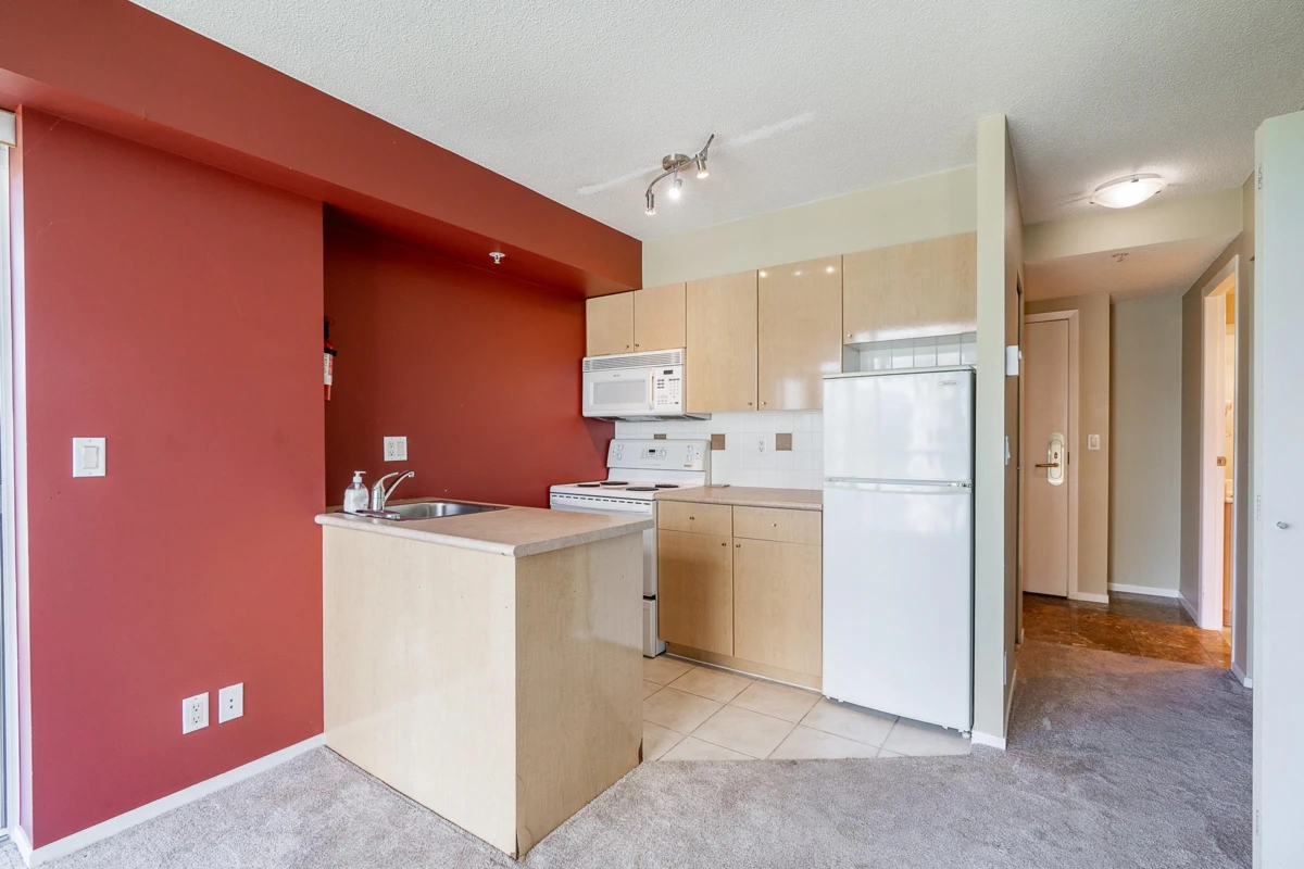 Living Room Photo of PH110 1889 Alberni Street, Vancouver, BC
