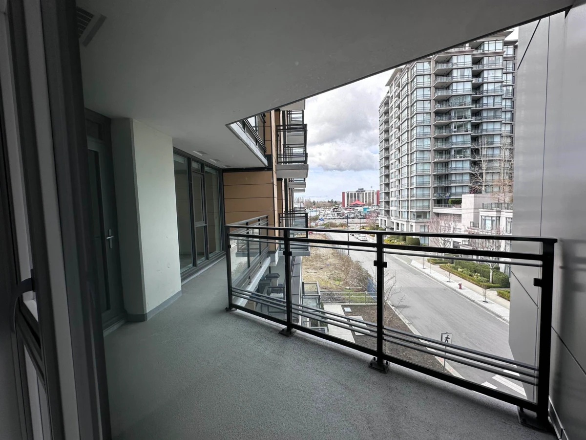 Living Room Photo of 505 3280 Corvette Way, Richmond, BC
