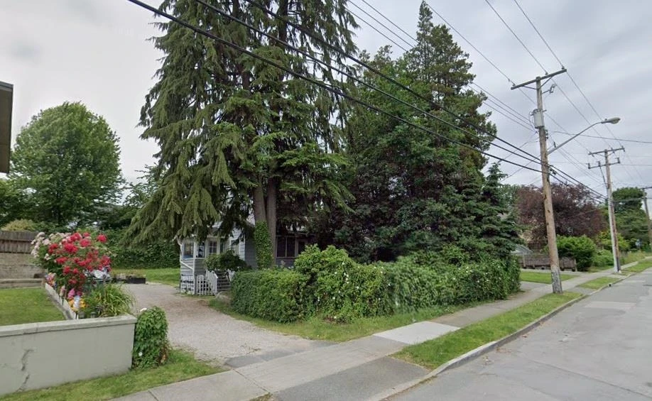 Family Room Photo of 1315 Sixth Avenue, New Westminster, BC