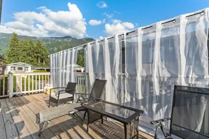 Laundry Room Photo of 41 52324 Yale Road, Rosedale, BC