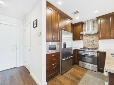 Pantry Photo of 302 5055 Springs Boulevard, Tsawwassen, BC