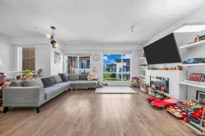 Kitchen Island Photo of 14 2825 159 Street, Surrey, BC