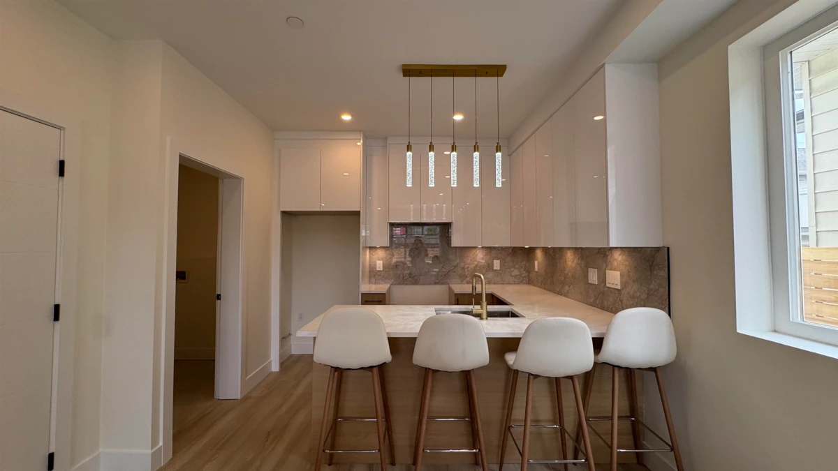 Family Room Photo of 1 5779 Clarendon Street, Vancouver, BC