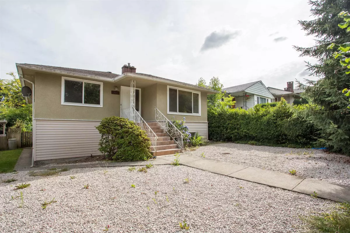 Exterior Rear Photo of 2536 E 29th Avenue, Vancouver, BC