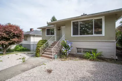 2536 E 29th Avenue, Vancouver, BC, Vancouver — Single Family Residence for sale