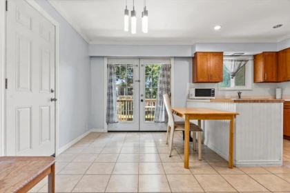 Breakfast Nook Photo of 9740 Carleton Street, Chilliwack, BC