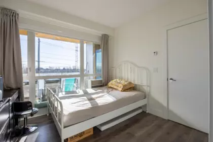 Loft / Bonus Room Photo of 305 8580 River District Crossing, Vancouver, BC