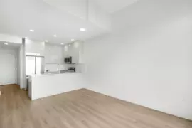 609 15739 Fraser Highway, Surrey, BC