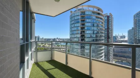 2009 63 Keefer Place, Vancouver, BC, Vancouver — Apartment/Condo for sale